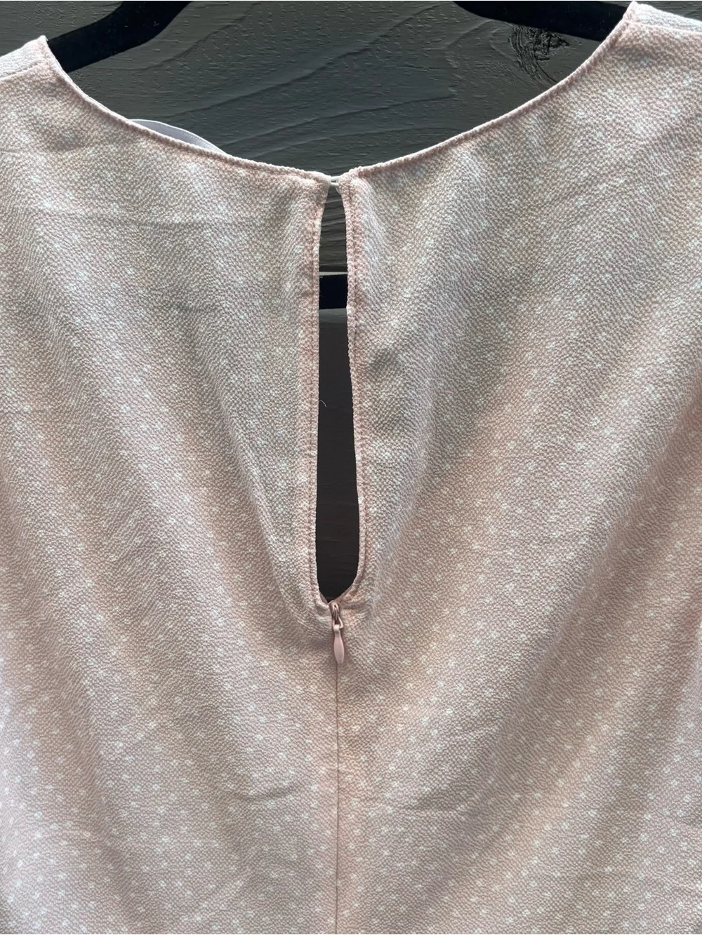 ASTR The Label Blush Swiss Dot Ruched Peplum Top Puff Sleeve S
